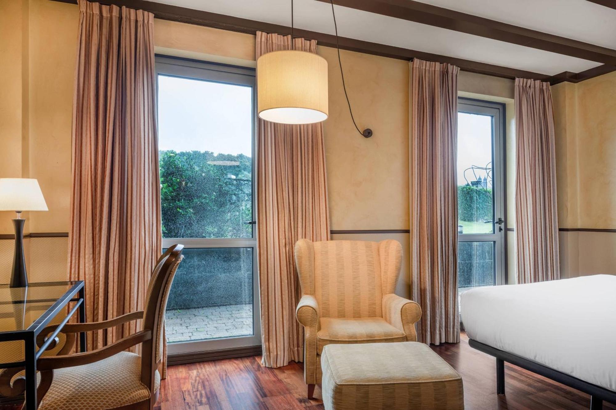 סנטיאגו דה קומפוסטלה Hotel Palacio Del Carmen, Autograph Collection מראה חיצוני תמונה